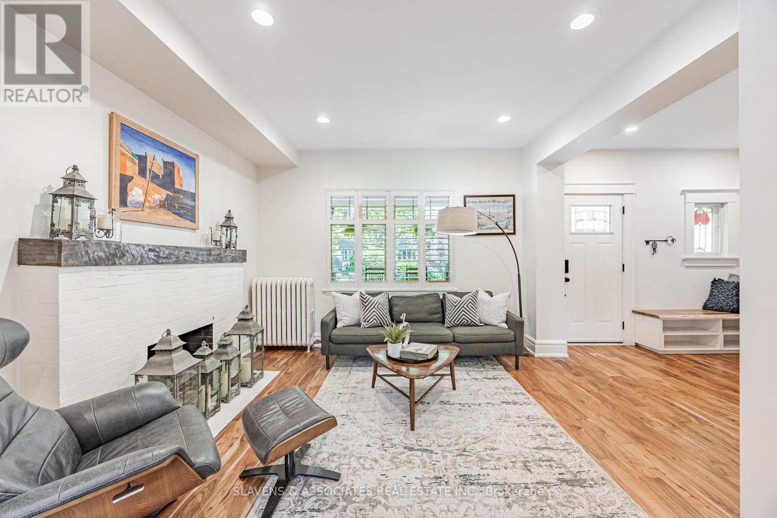 Property at 104 SILVER BIRCH AVENUE image 5