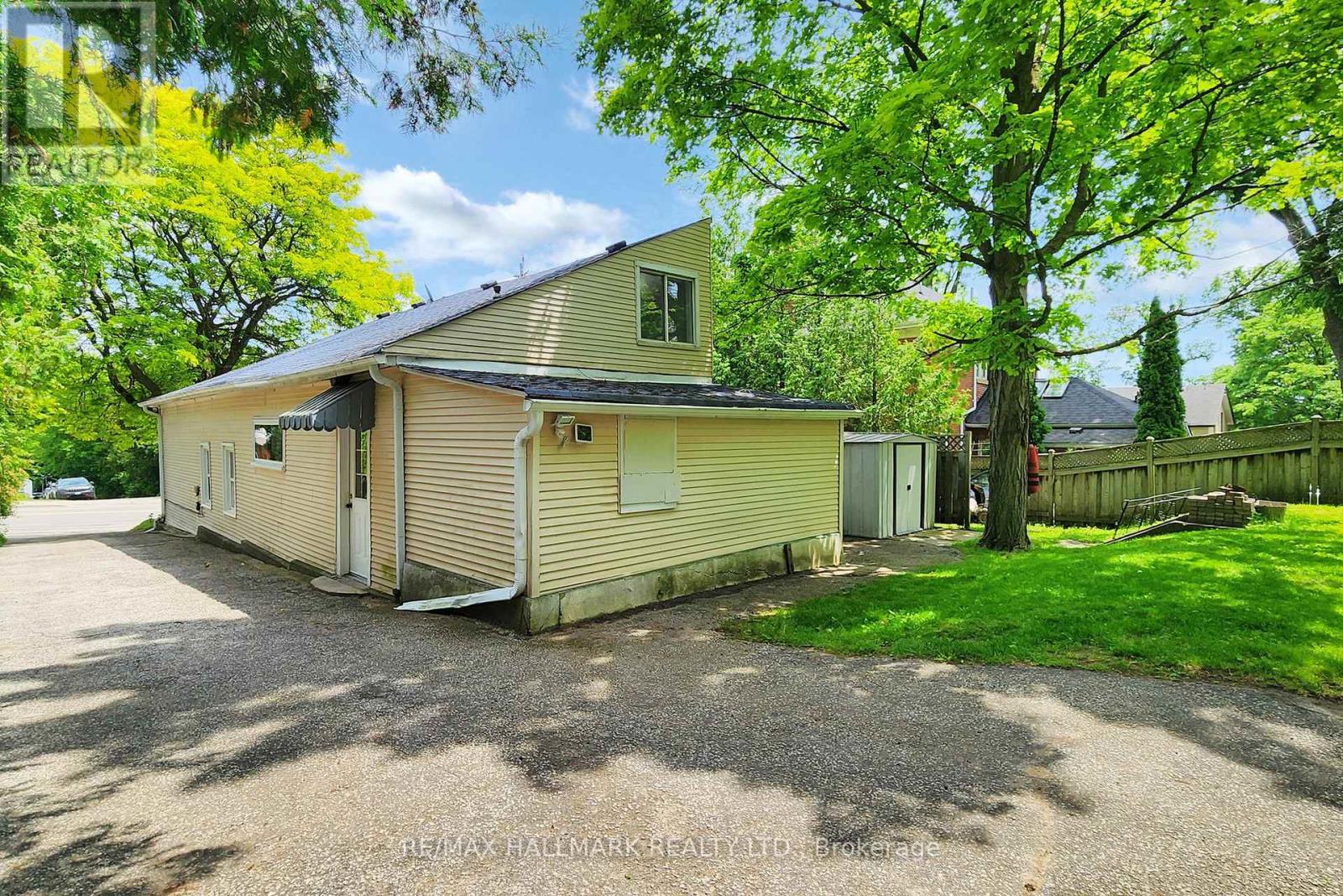178 Barrie Street, Bradford West Gwillimbury, Ontario  L3Z 1R6 - Photo 48 - N12305729