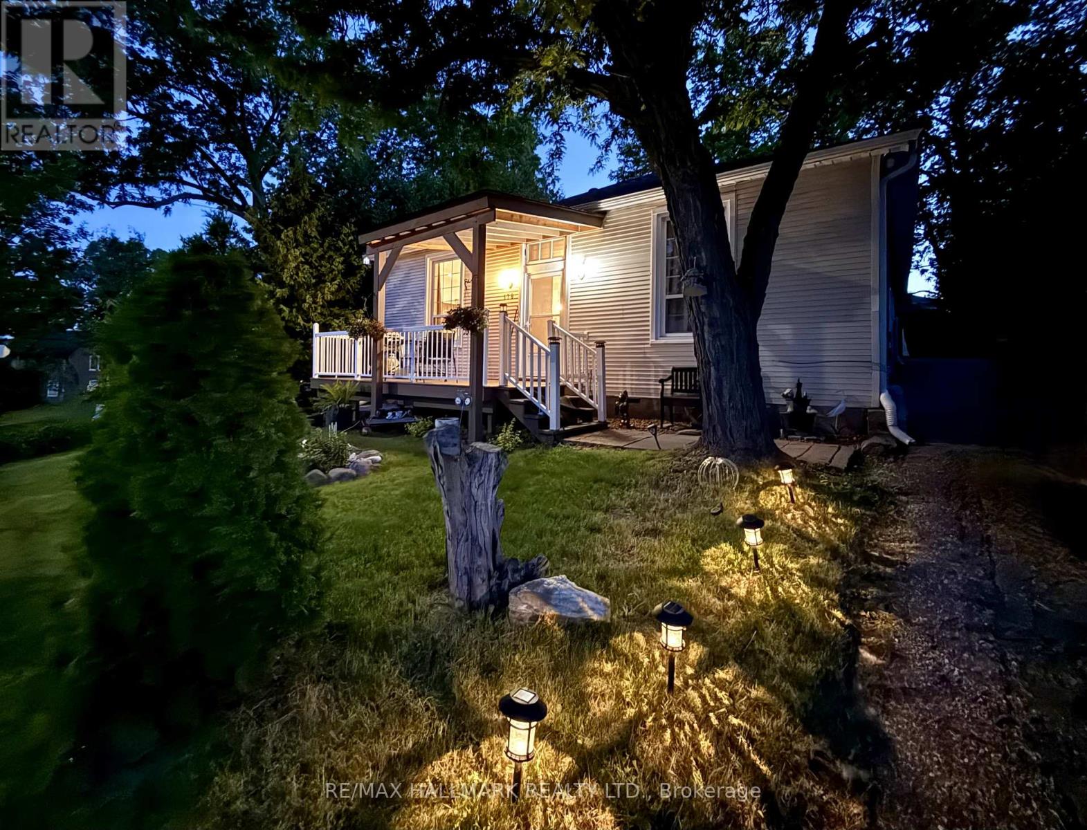 178 Barrie Street, Bradford West Gwillimbury, Ontario  L3Z 1R6 - Photo 50 - N12305729
