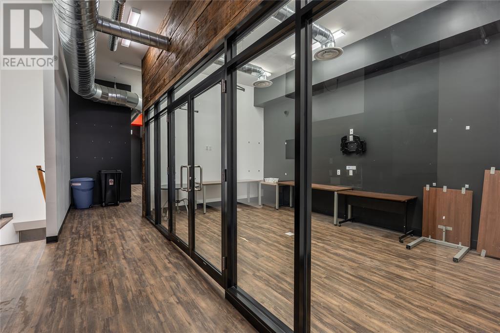 175 Christina Street North, Sarnia, Ontario  N7T 5T8 - Photo 8 - 25006486