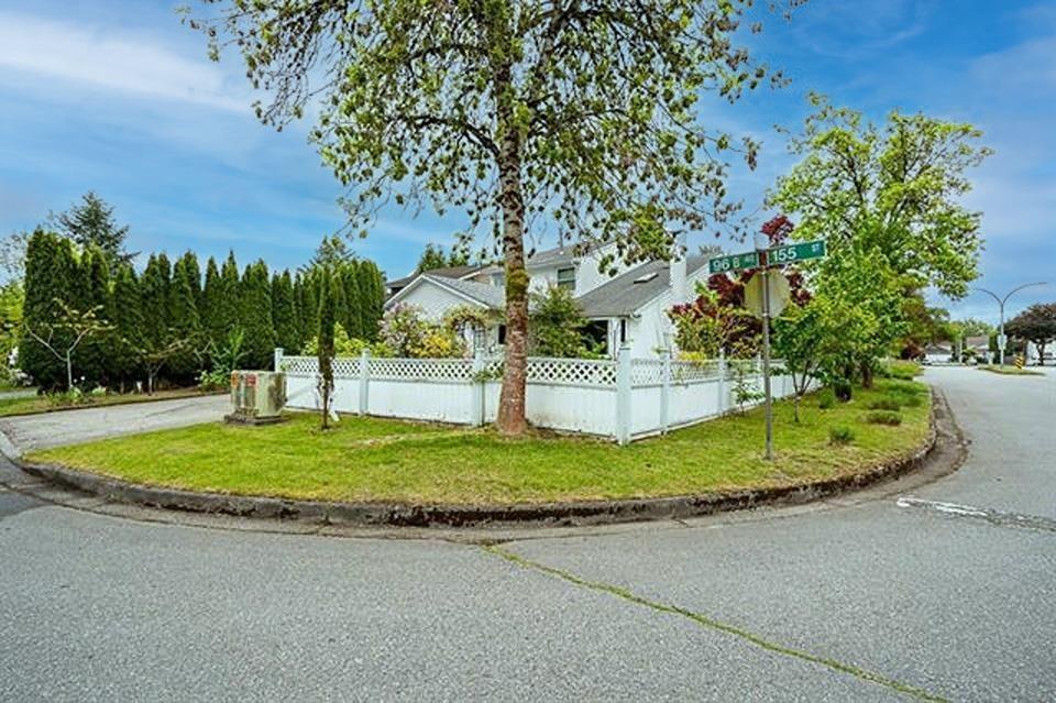 15524 96b Avenue, Surrey, British Columbia  V3R 7N7 - Photo 2 - R3030412