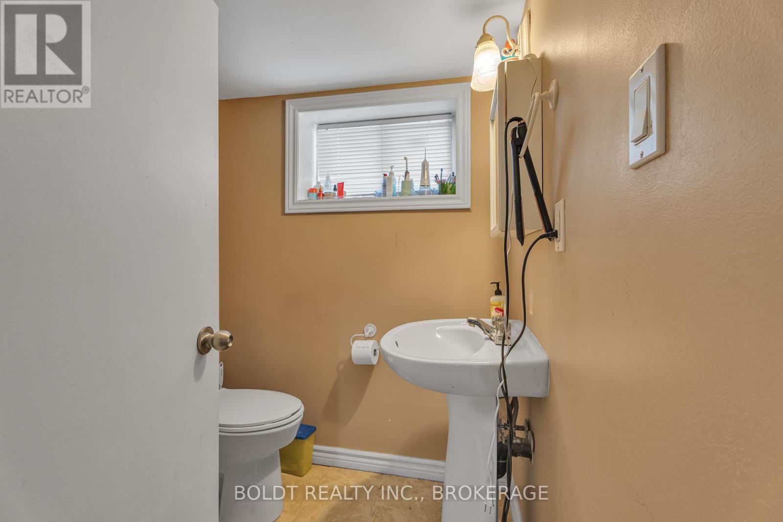209 Rosslyn Avenue S, Hamilton, Ontario  L8M 3J6 - Photo 12 - X12305865