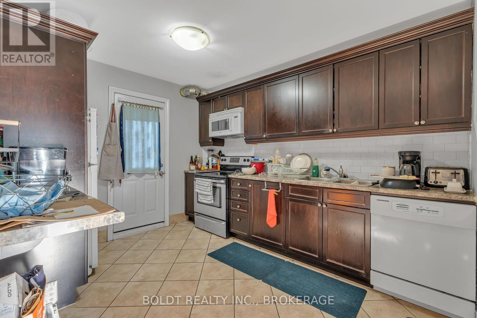 209 Rosslyn Avenue S, Hamilton, Ontario  L8M 3J6 - Photo 19 - X12305865