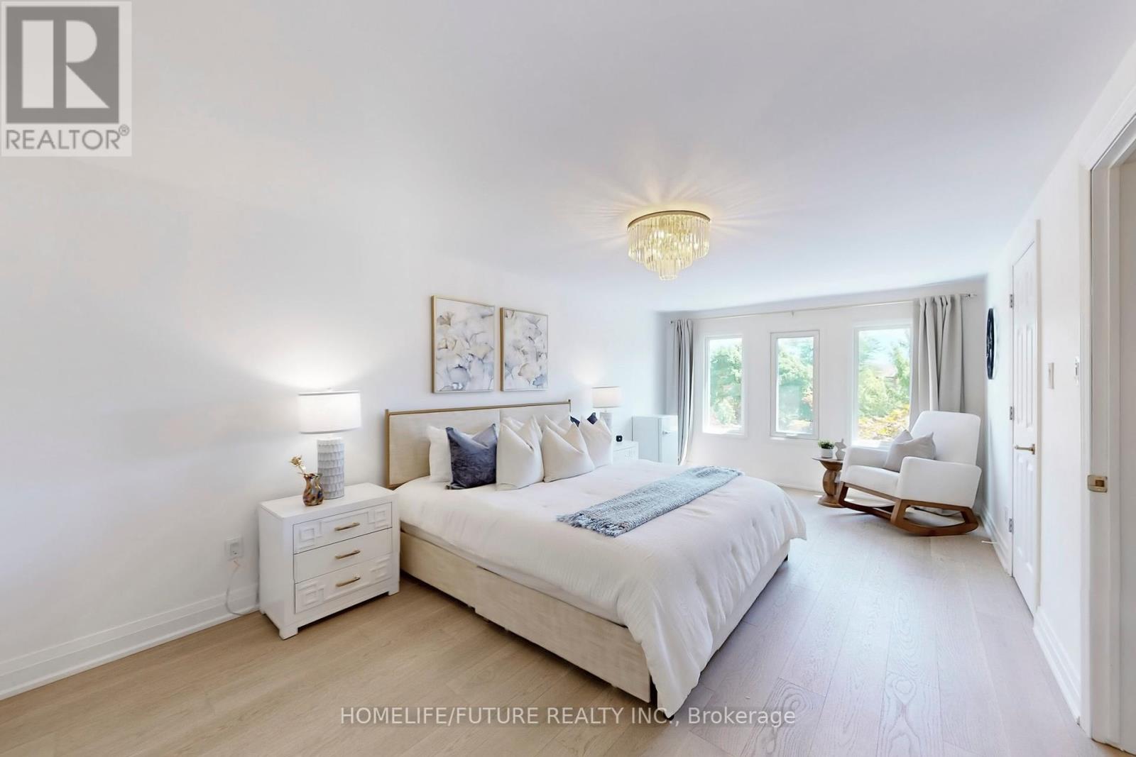 3273 Huxley Drive, Mississauga, Ontario  L5L 4S3 - Photo 22 - W12305781