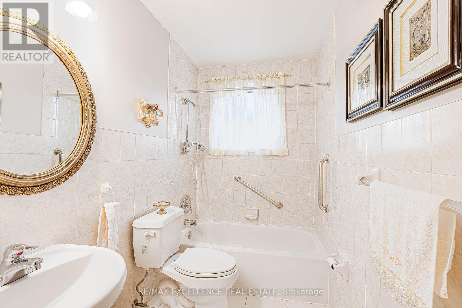 90 Goldsboro Road, Toronto, Ontario  N9L 1A8 - Photo 12 - W12305789