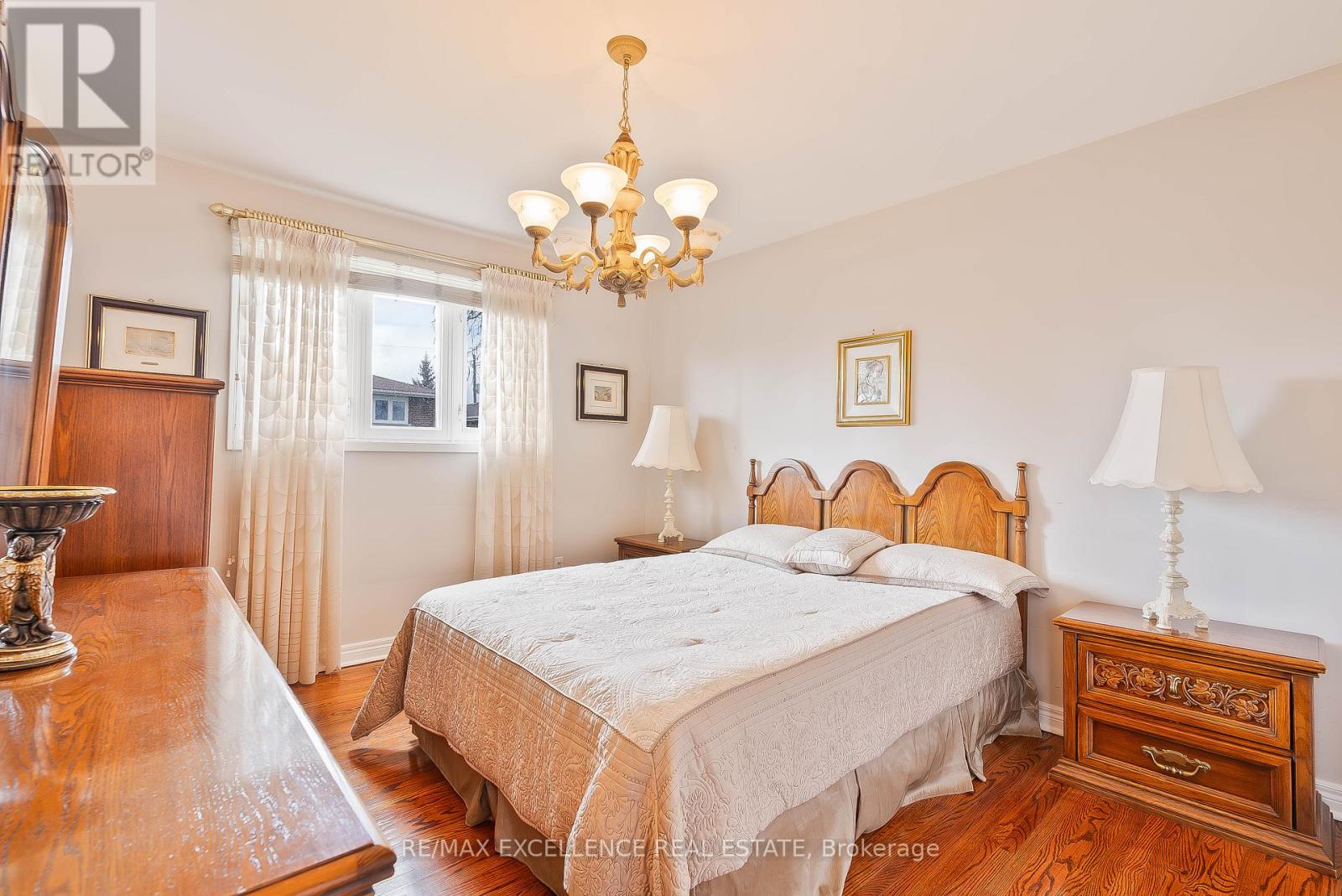 90 Goldsboro Road, Toronto, Ontario  N9L 1A8 - Photo 7 - W12305789