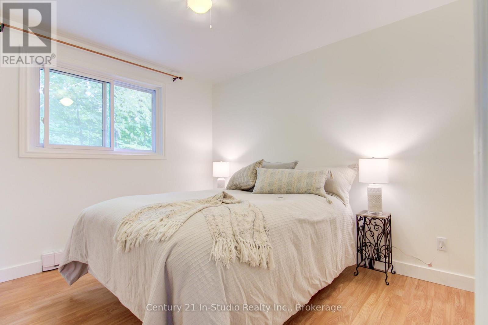 25 Emerson Avenue, South Bruce Peninsula, Ontario  N0H 2G0 - Photo 22 - X12305891
