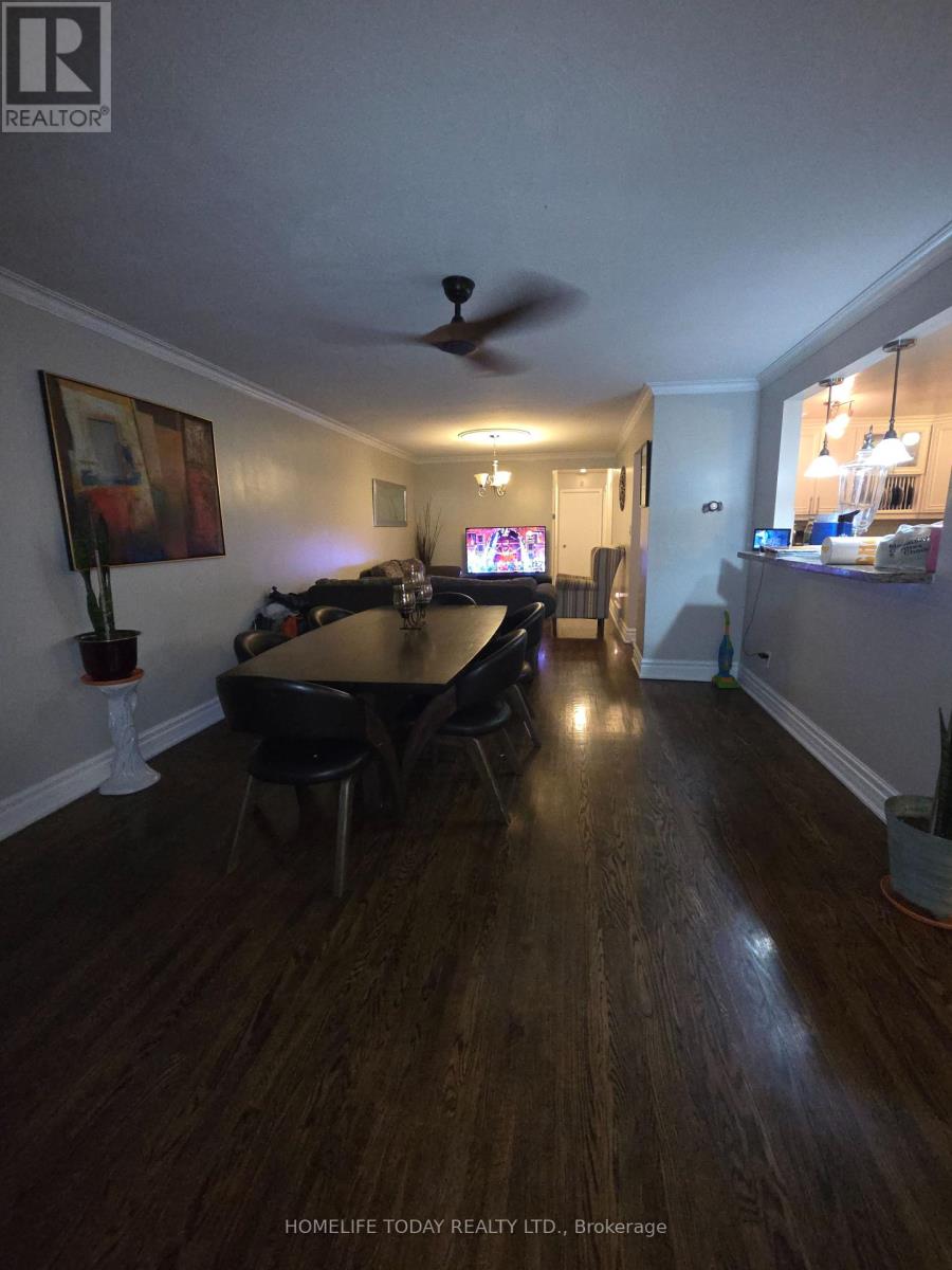 Main - 50 Blossom Crescent, Toronto, Ontario  M3N 2B2 - Photo 2 - W12289708
