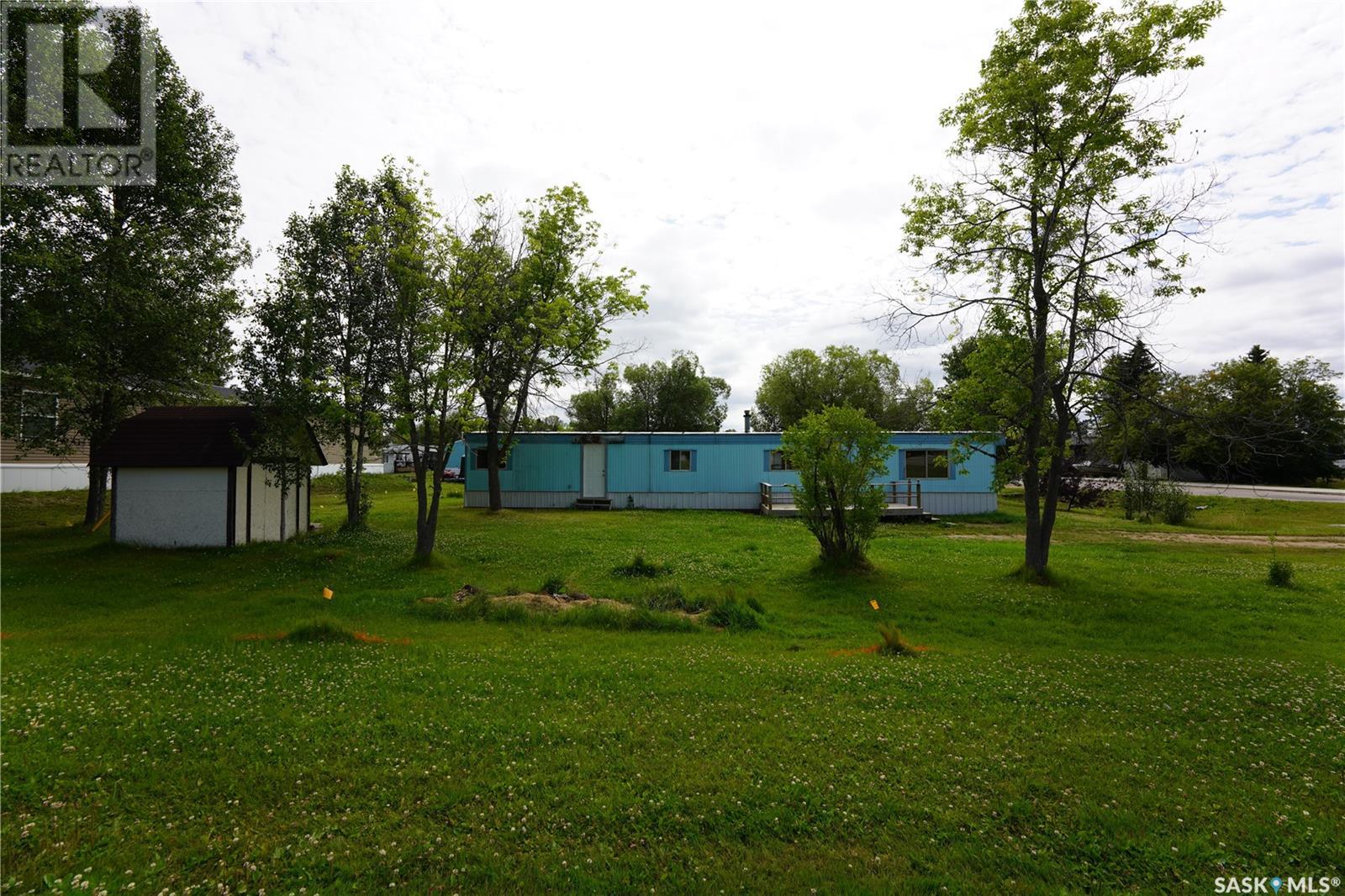 237 1st Avenue, Big River, Saskatchewan  S0J 0E0 - Photo 12 - SK013684