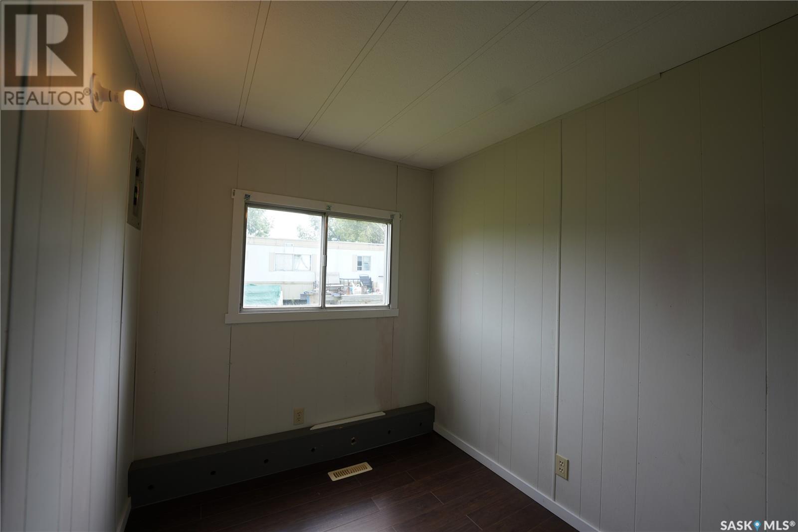 237 1st Avenue, Big River, Saskatchewan  S0J 0E0 - Photo 17 - SK013684