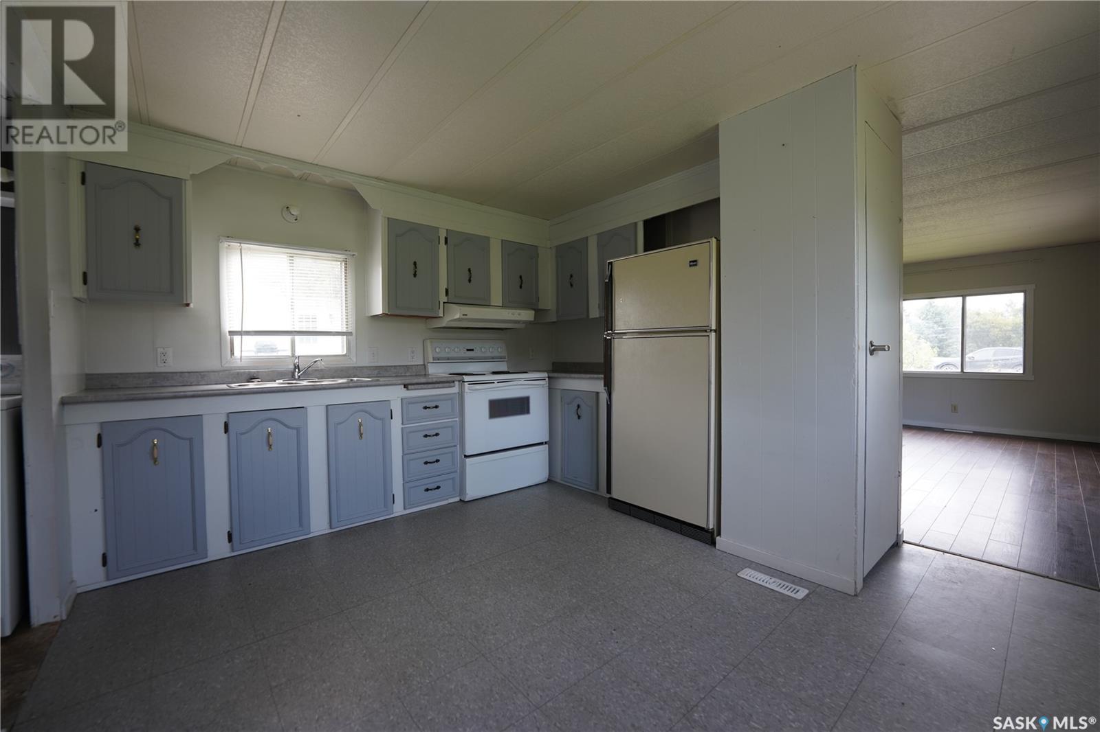 237 1st Avenue, Big River, Saskatchewan  S0J 0E0 - Photo 24 - SK013684