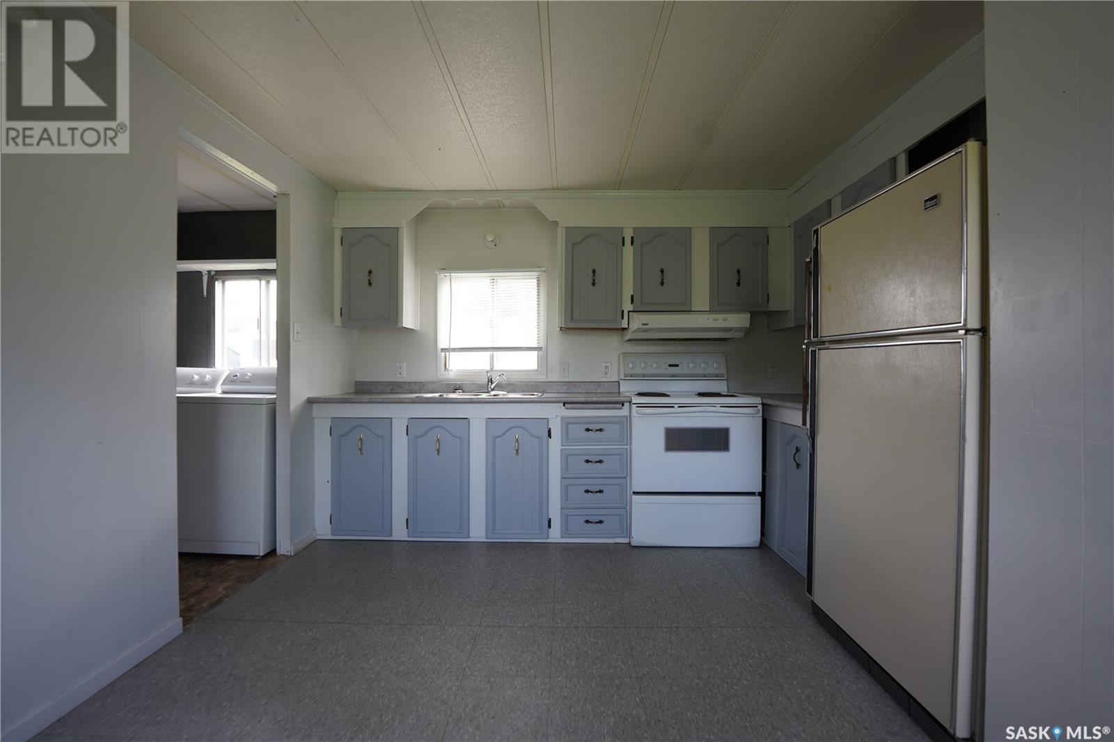 237 1st Avenue, Big River, Saskatchewan  S0J 0E0 - Photo 25 - SK013684