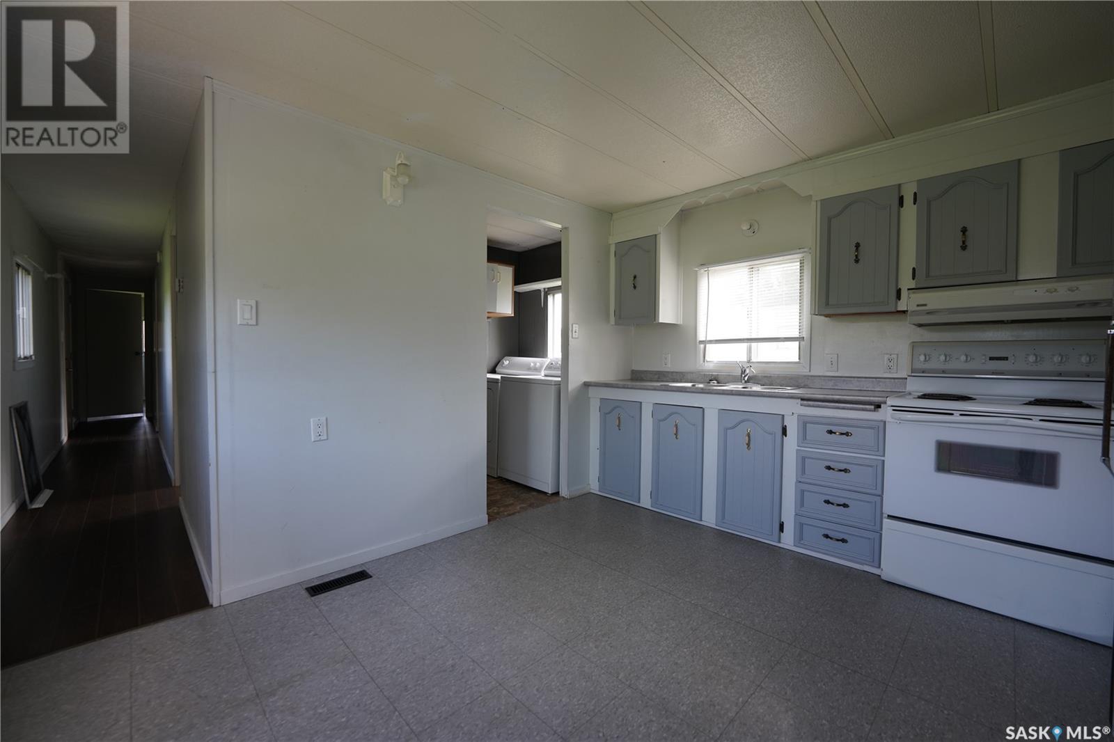 237 1st Avenue, Big River, Saskatchewan  S0J 0E0 - Photo 26 - SK013684