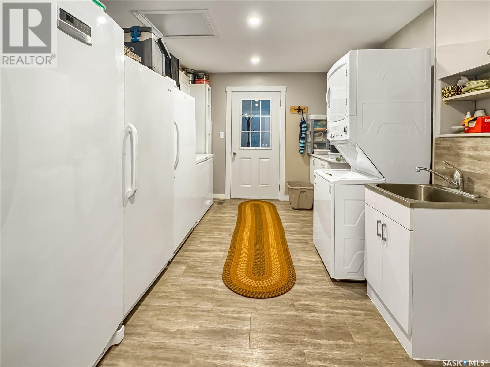 6 Valley View Drive, North Battleford Rm No. 437, Saskatchewan  S9A 2X4 - Photo 16 - SK013564