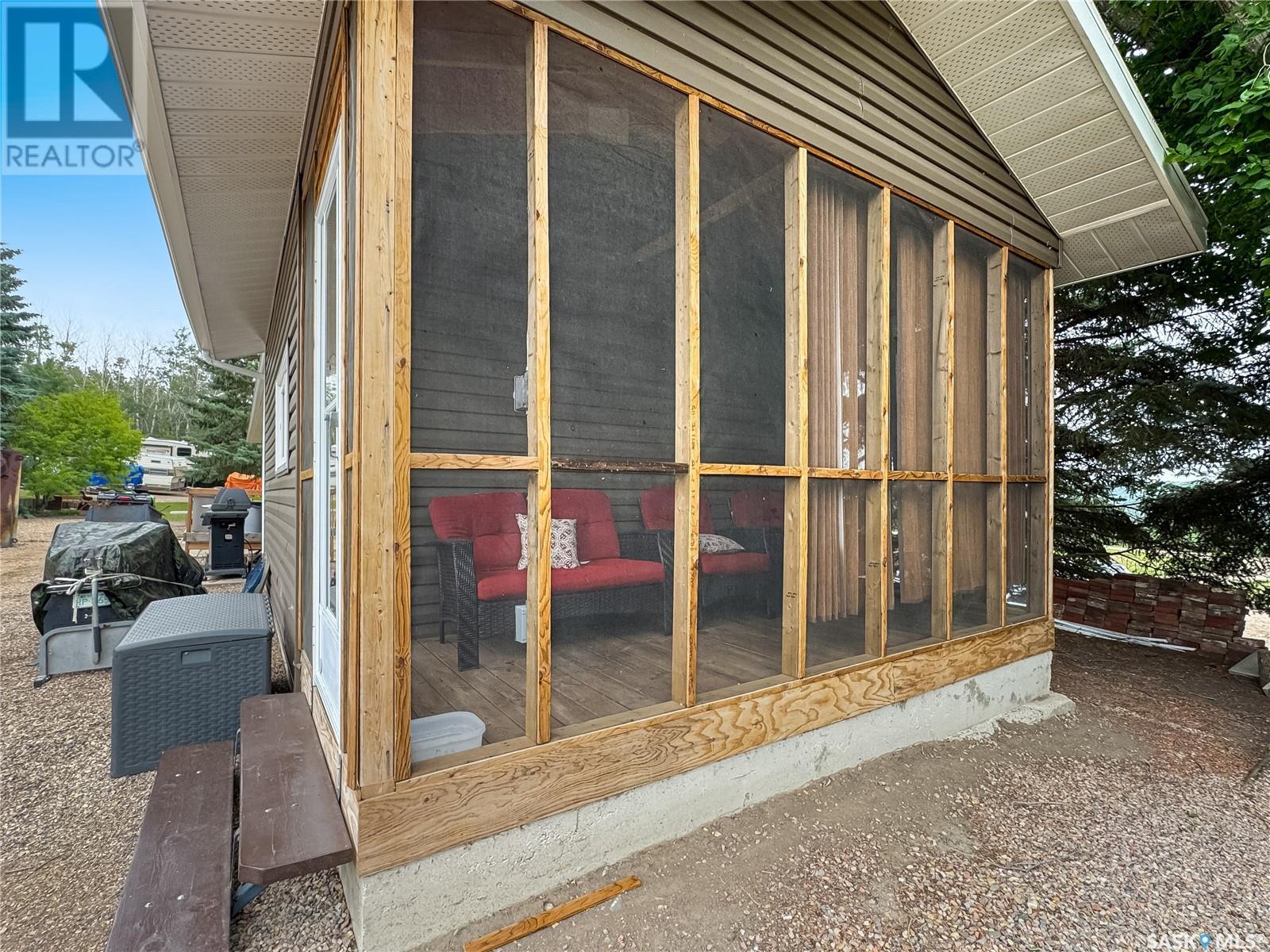 6 Valley View Drive, North Battleford Rm No. 437, Saskatchewan  S9A 2X4 - Photo 33 - SK013564