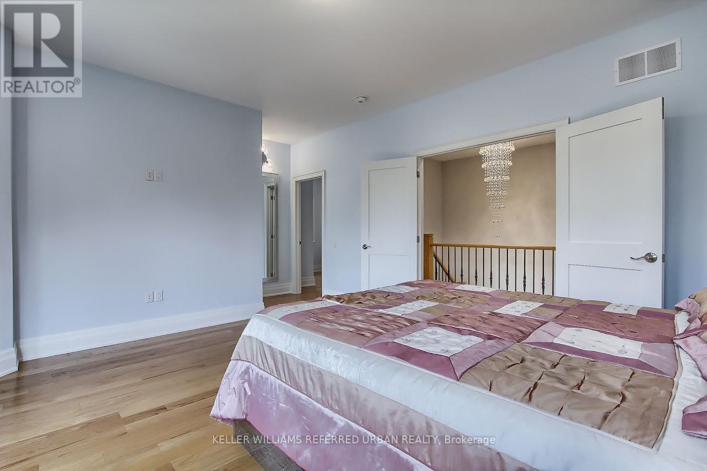 70 Brule Lakeway, Georgina, Ontario  L0E 1L0 - Photo 24 - N12305898
