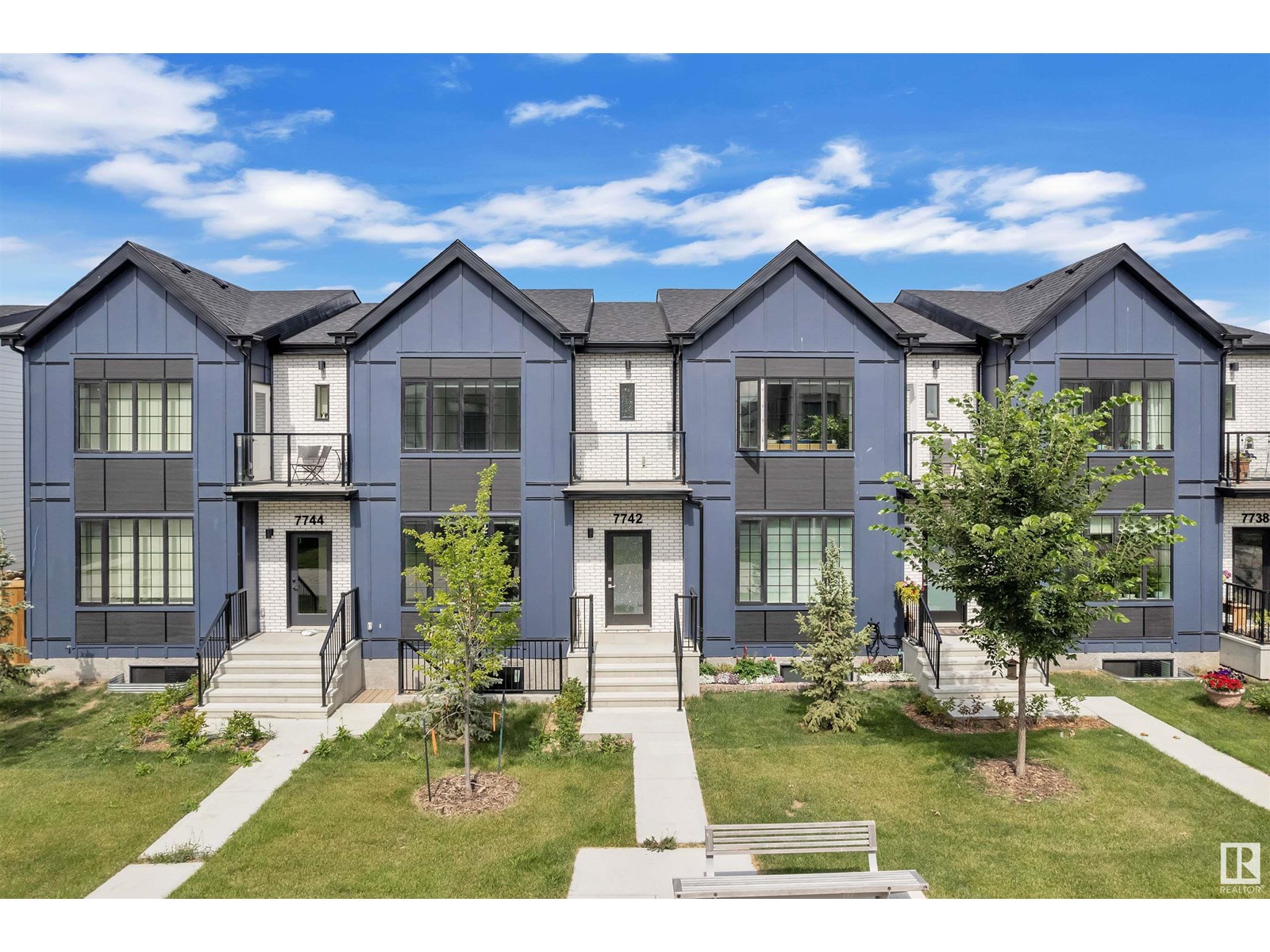 Property at 7742 YORKE MEWS NW image 3