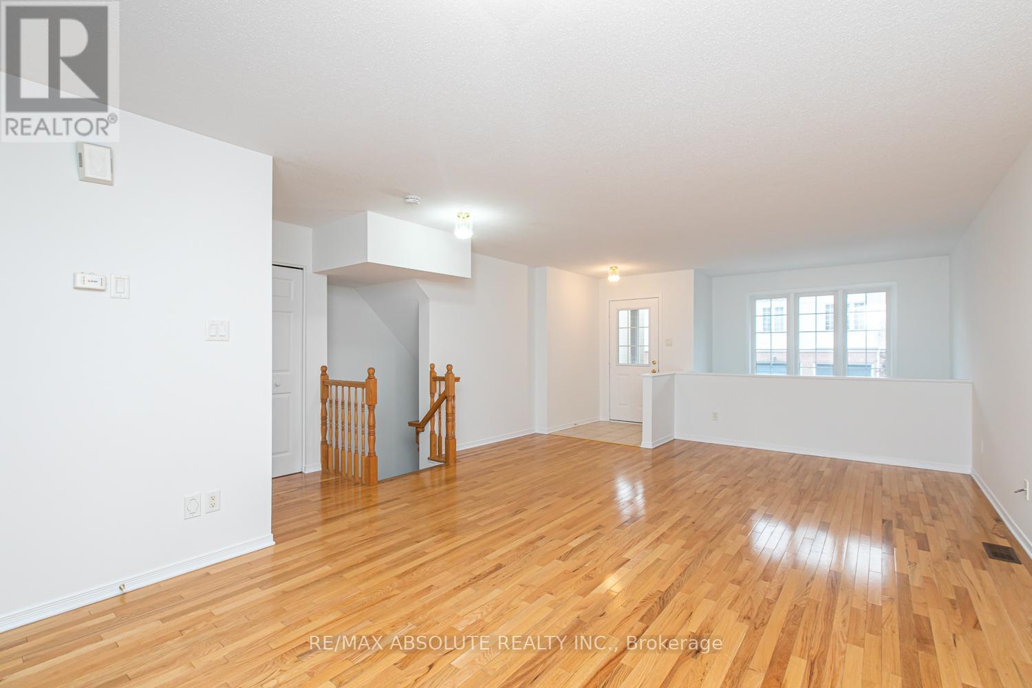 Property at 242 GERSHWIN PRIVATE image 5
