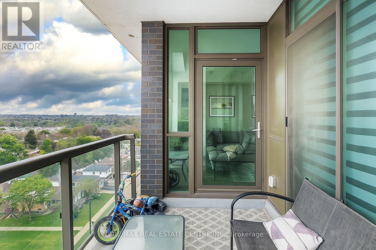 1116 - 80 Esther Lorrie Drive, Toronto, Ontario  M9W 0C6 - Photo 35 - W12303717