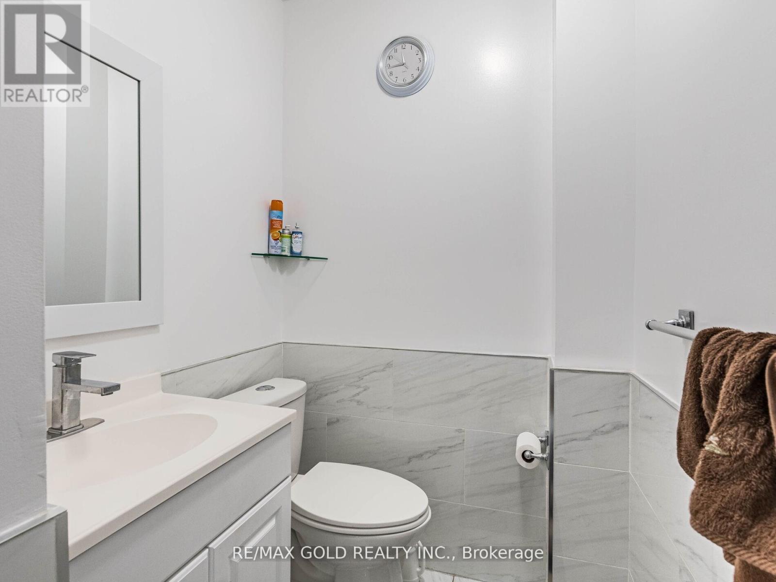 14 Kentucky Drive, Brampton, Ontario  L6Y 4G2 - Photo 17 - W12305874