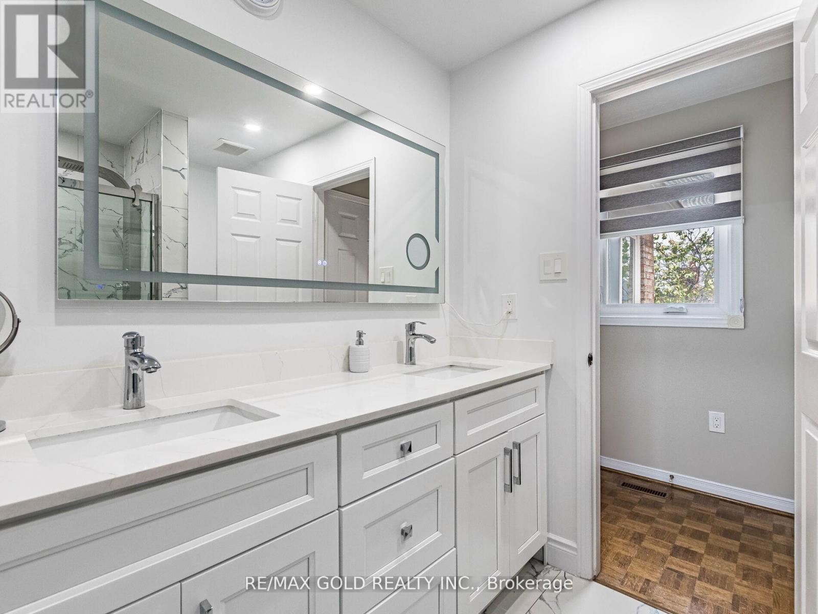 14 Kentucky Drive, Brampton, Ontario  L6Y 4G2 - Photo 24 - W12305874