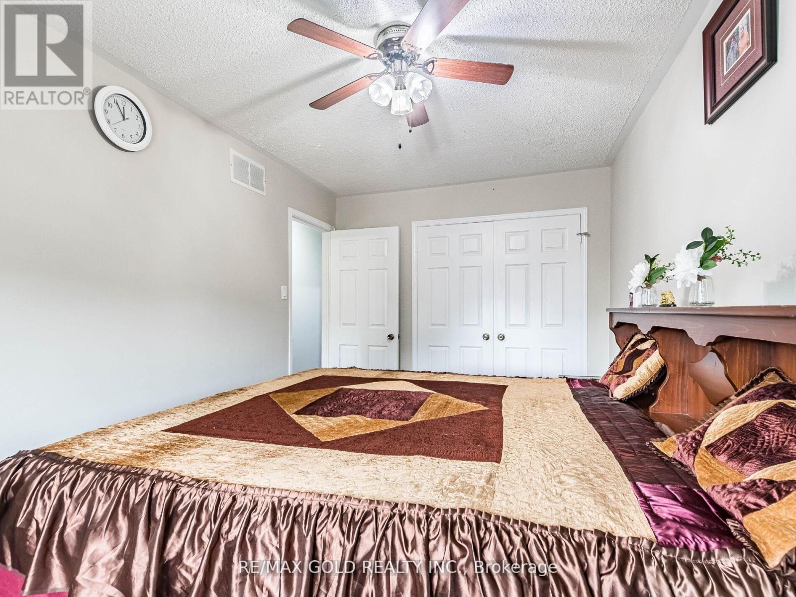 14 Kentucky Drive, Brampton, Ontario  L6Y 4G2 - Photo 26 - W12305874