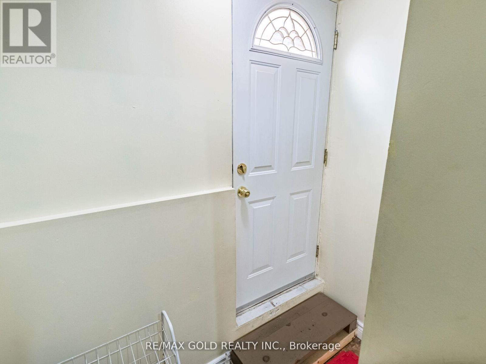 14 Kentucky Drive, Brampton, Ontario  L6Y 4G2 - Photo 35 - W12305874