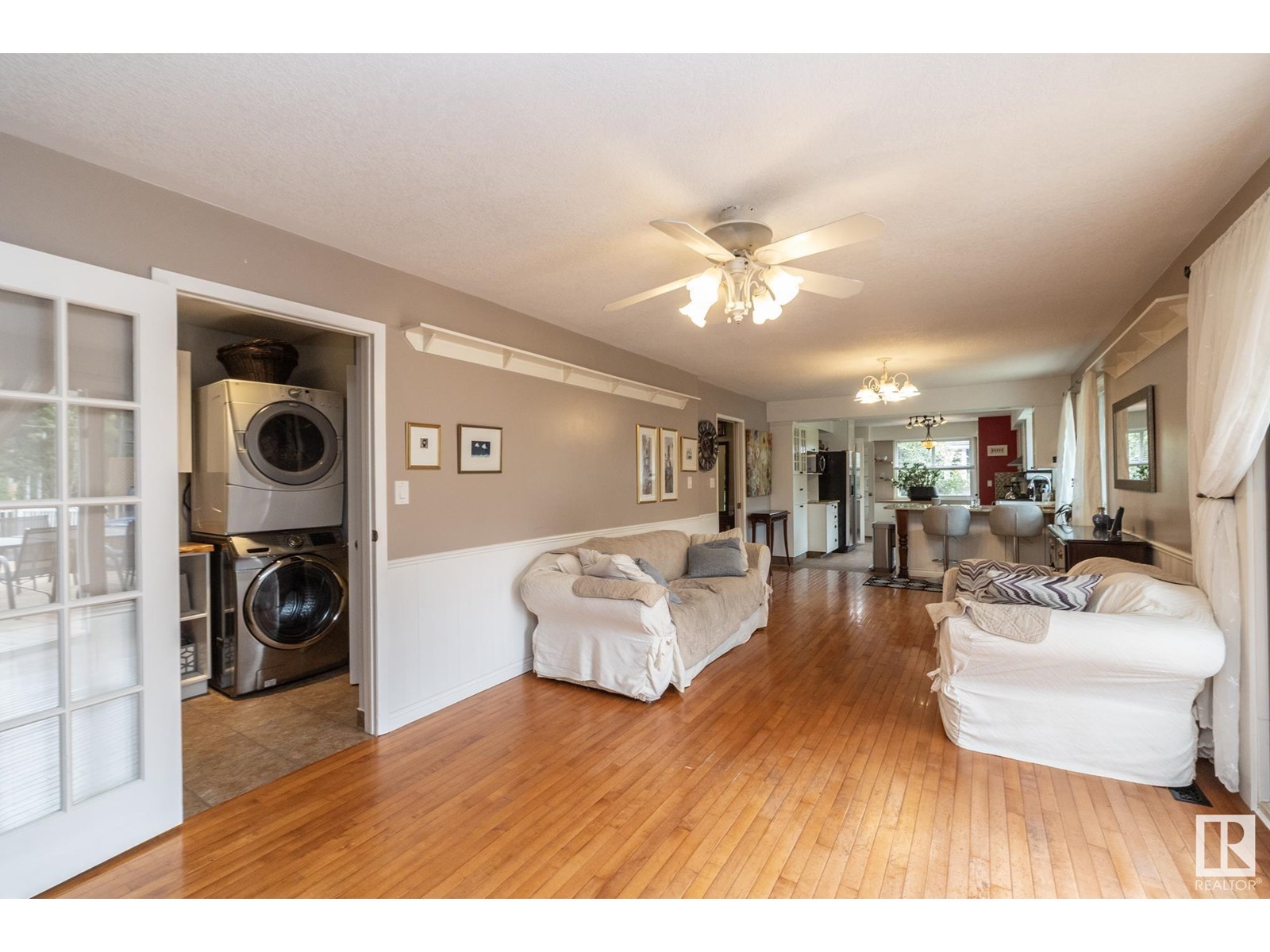 Property at #10 53226 RGE ROAD 261 image 2