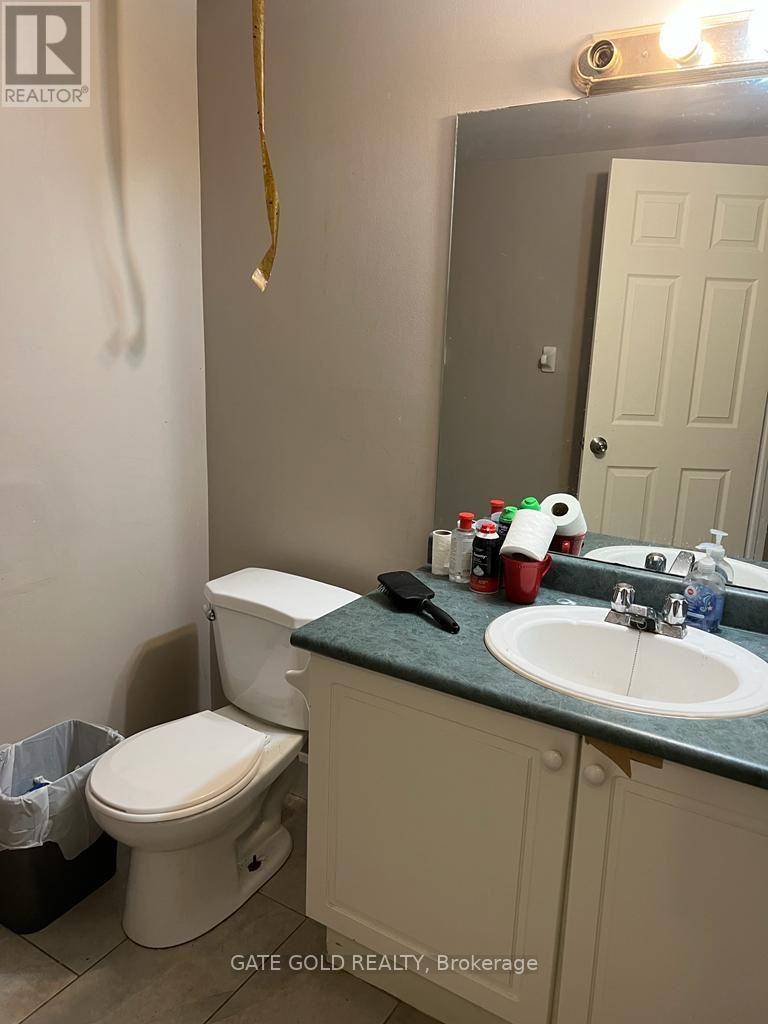 185 Thurman Circle, London East, Ontario  N5V 4Z1 - Photo 6 - X12301111