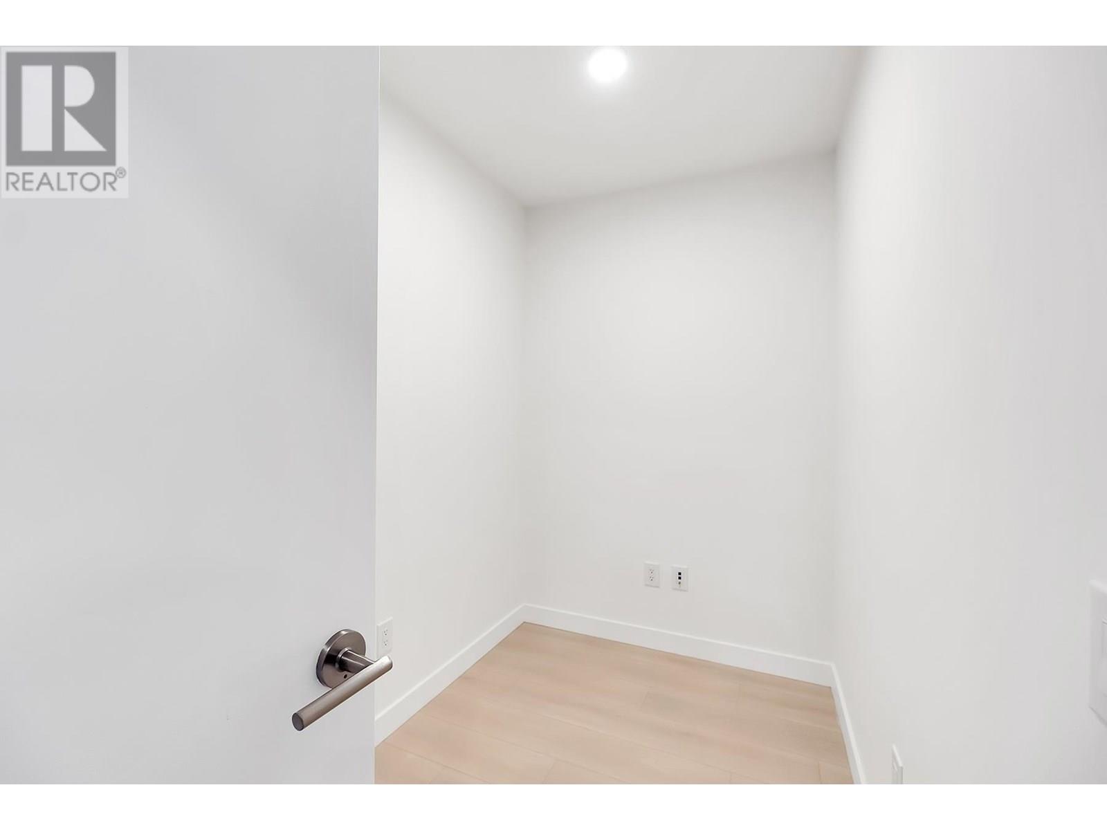 2304 626 Claremont Street, Coquitlam, British Columbia  V3J 0T1 - Photo 9 - R3030386