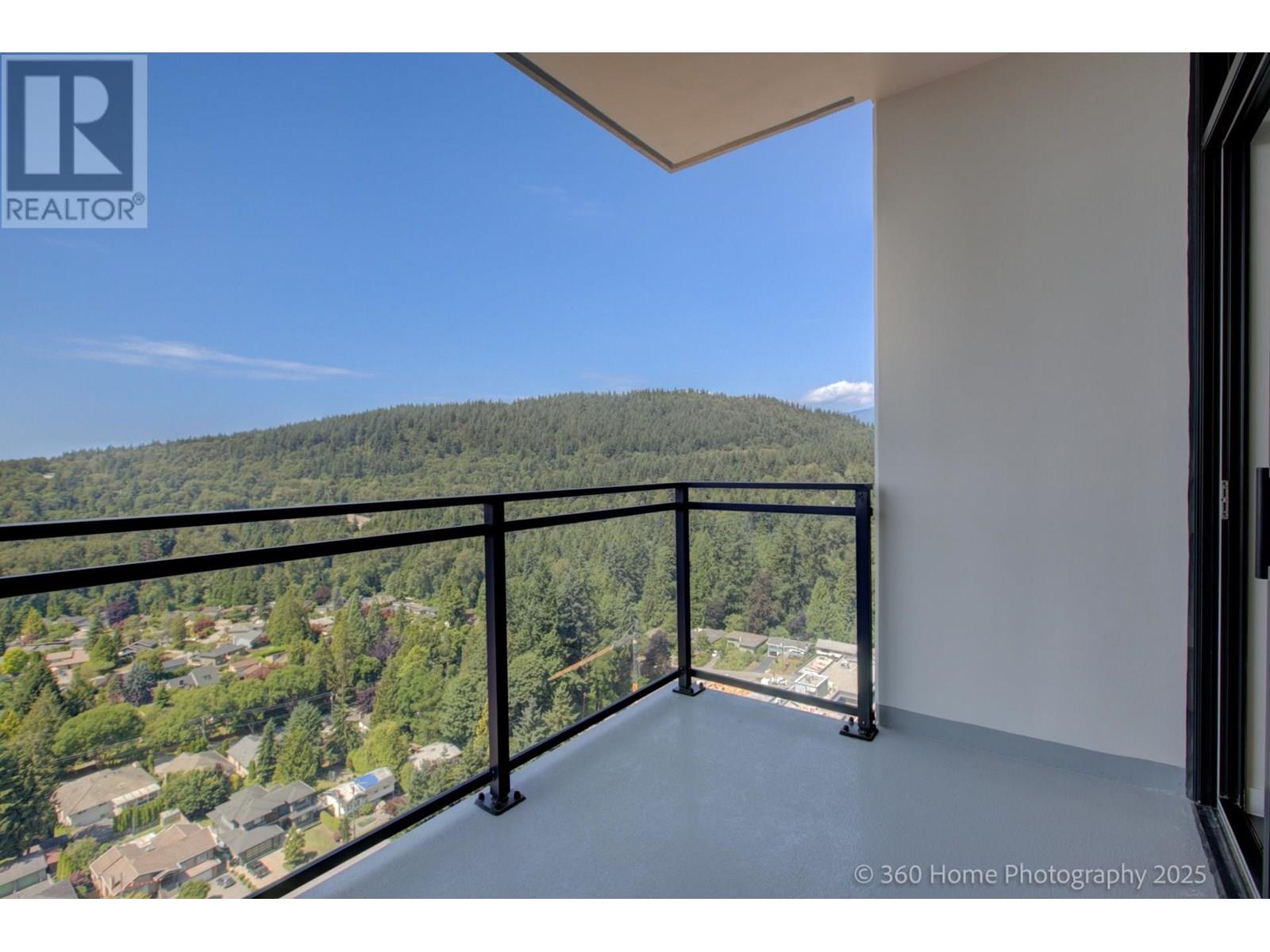 2304 626 CLAREMONT STREET, Coquitlam, British Columbia