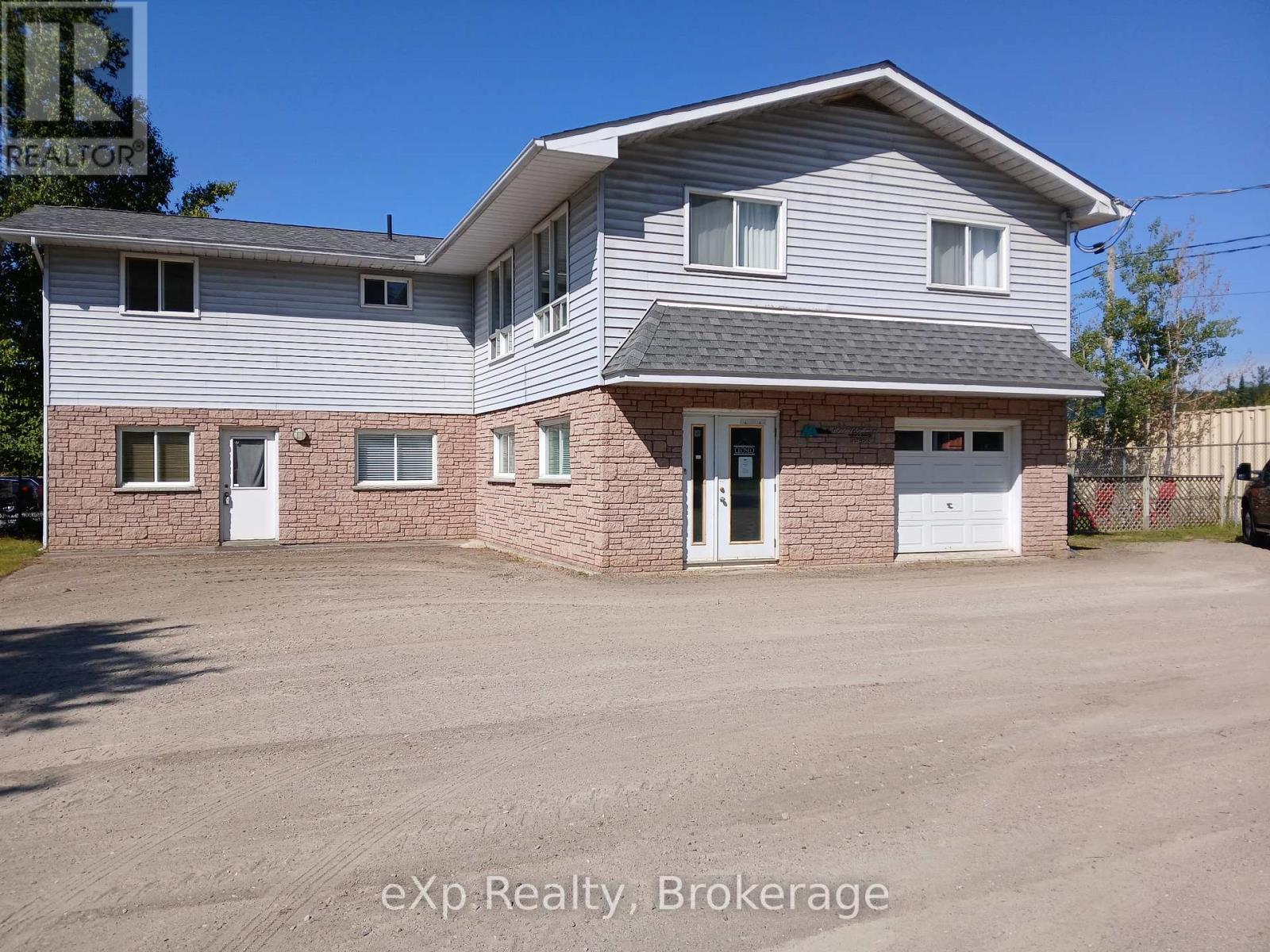 13 Industrial Park Road, Dysart Et Al, Ontario  K0M 1S0 - Photo 1 - X12012172