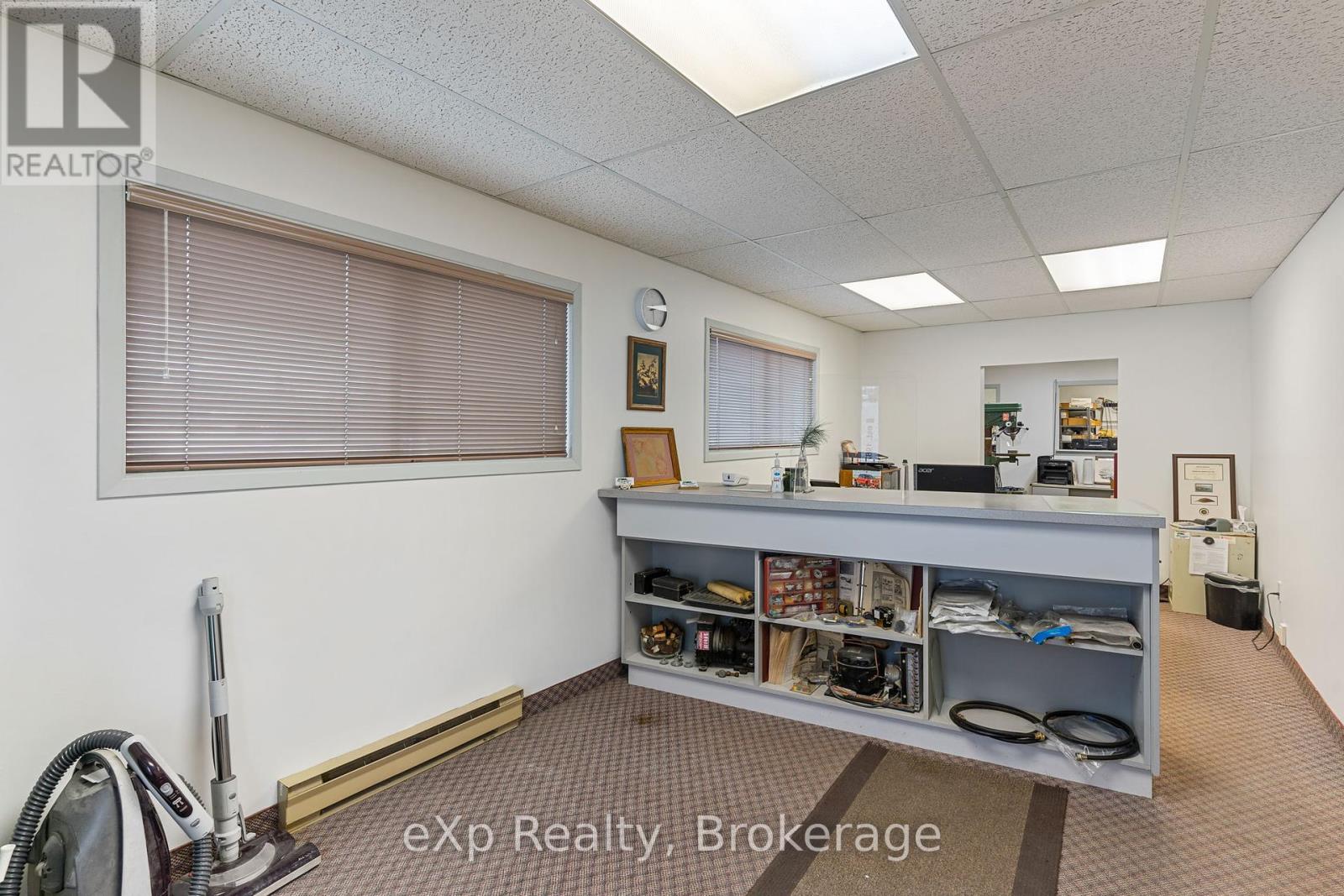 13 Industrial Park Road, Dysart Et Al, Ontario  K0M 1S0 - Photo 18 - X12012172
