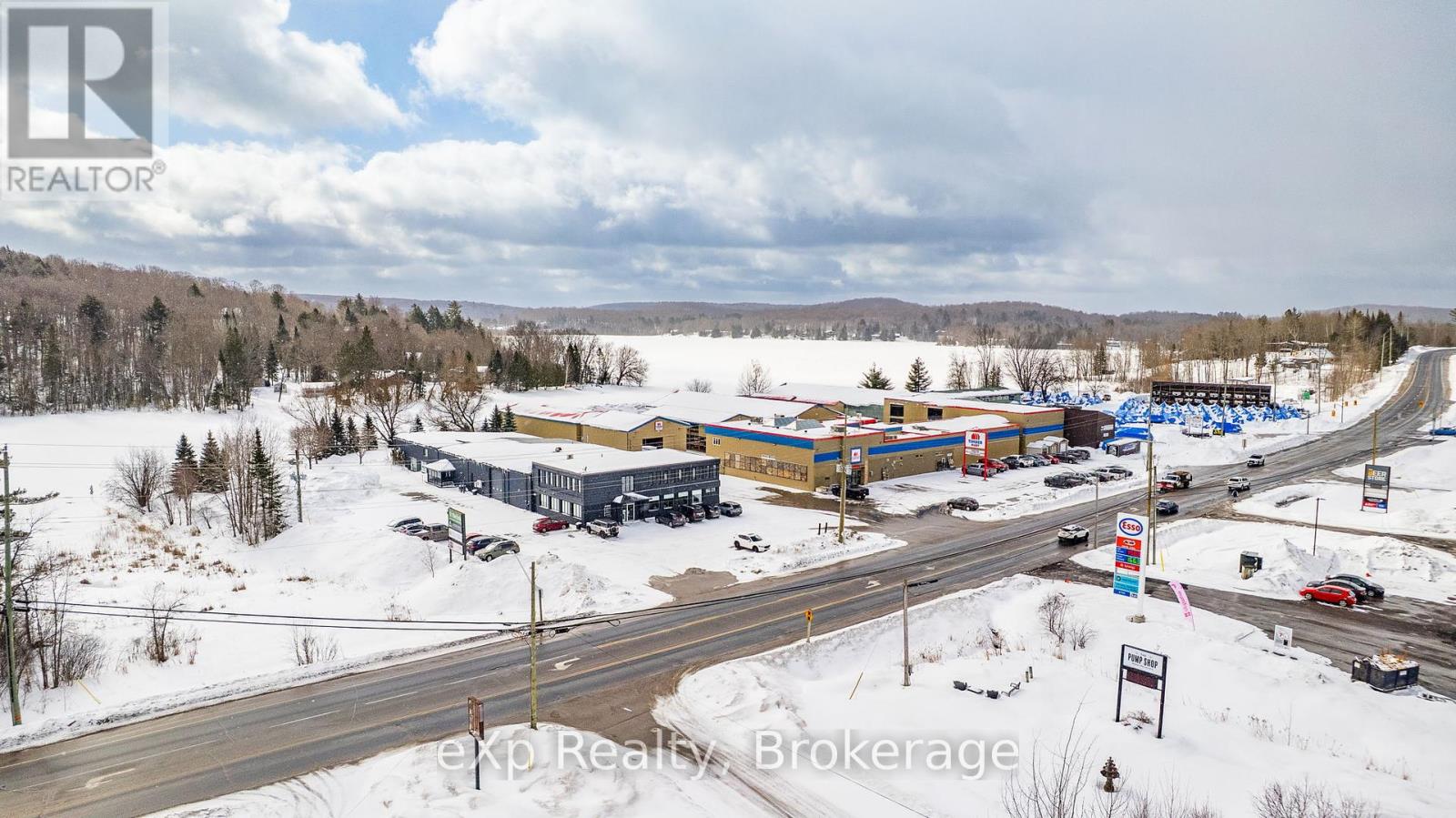 13 Industrial Park Road, Dysart Et Al, Ontario  K0M 1S0 - Photo 38 - X12012172