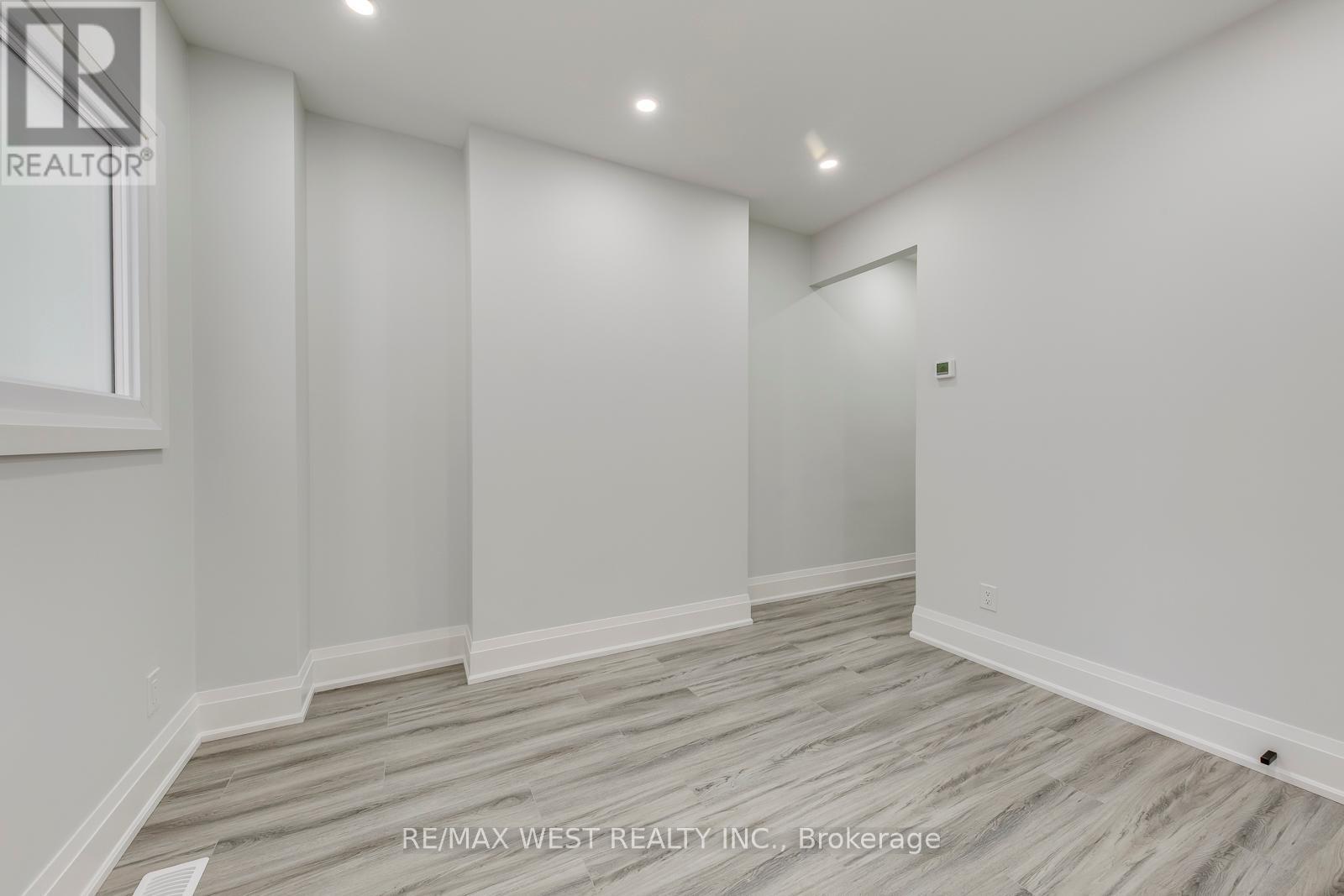 1 - 1190 Ossington Avenue, Toronto, Ontario  M6G 3W1 - Photo 9 - C12305990