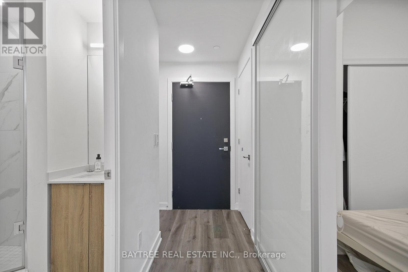 613 - 840 St Clair Avenue W, Toronto, Ontario  M6C 0A4 - Photo 17 - C12306017