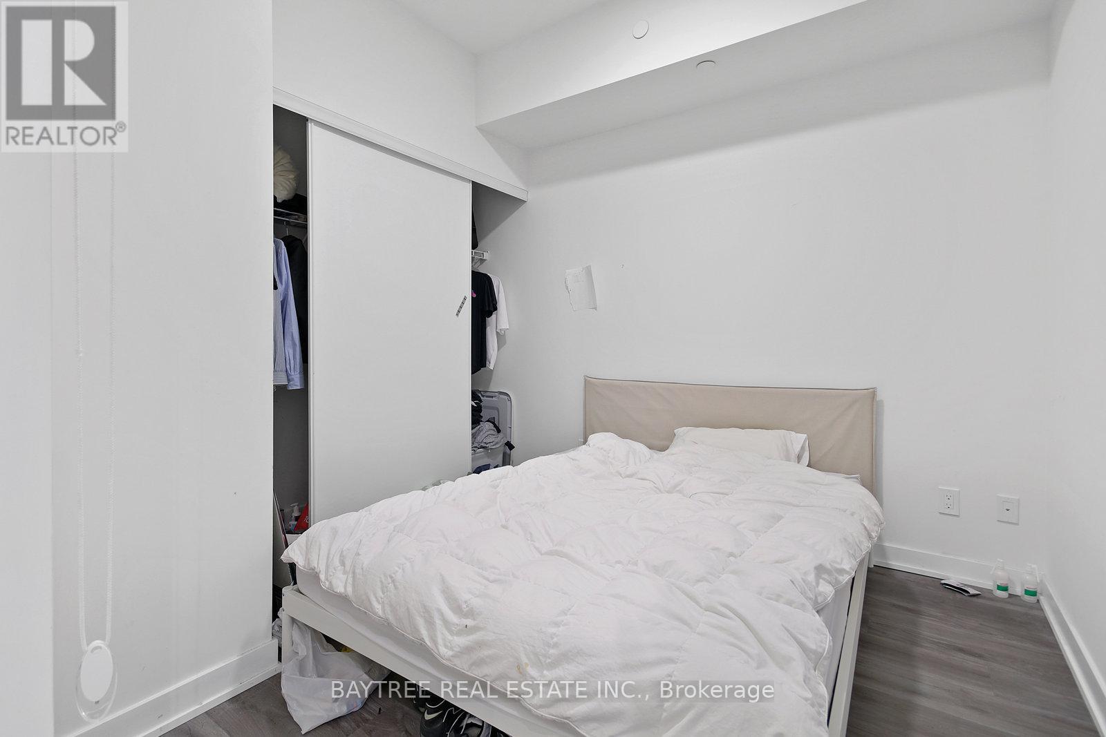 613 - 840 St Clair Avenue W, Toronto, Ontario  M6C 0A4 - Photo 9 - C12306017
