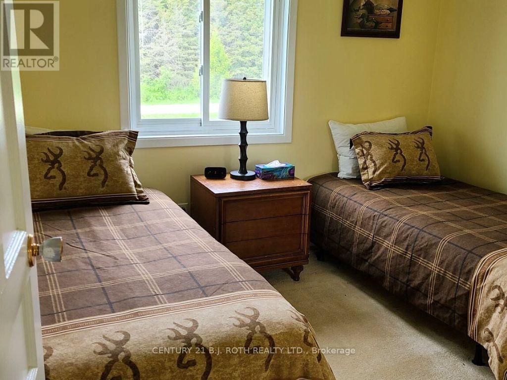 253 Craig Side Road, Oro-Medonte, Ontario  L0L 1V0 - Photo 11 - S9383449