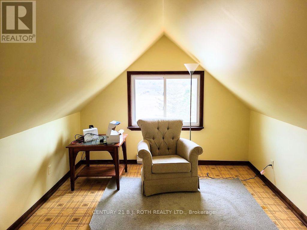 253 Craig Side Road, Oro-Medonte, Ontario  L0L 1V0 - Photo 15 - S9383449