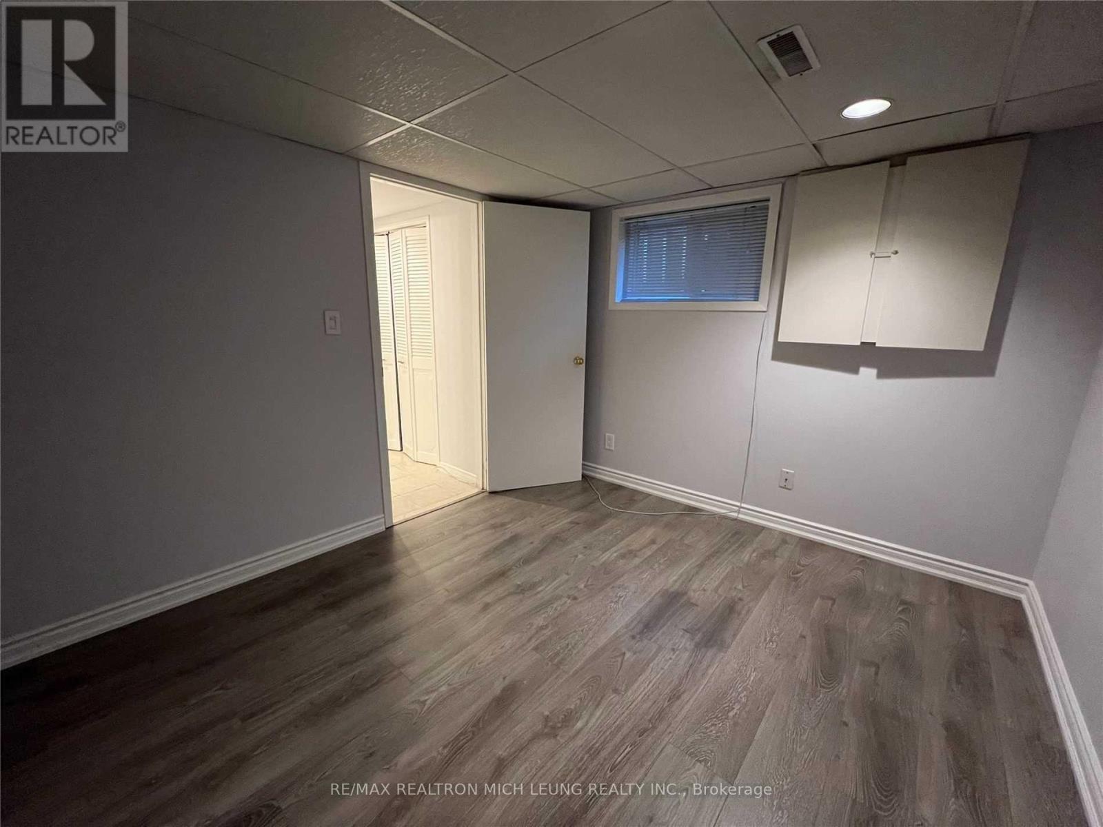 Lower - 947 Oklahoma Drive, Pickering, Ontario  L1W 2H8 - Photo 10 - E12305967