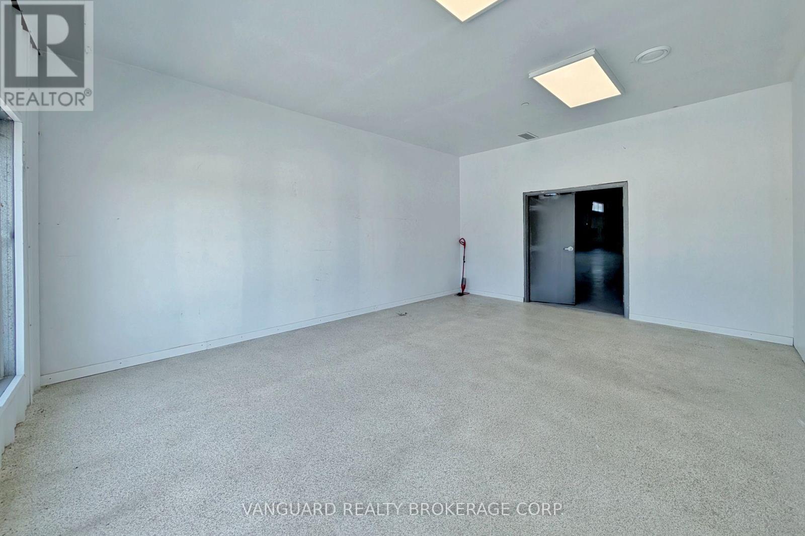 65 Welham Road, Barrie, Ontario  L4N 8Y3 - Photo 23 - S12305934