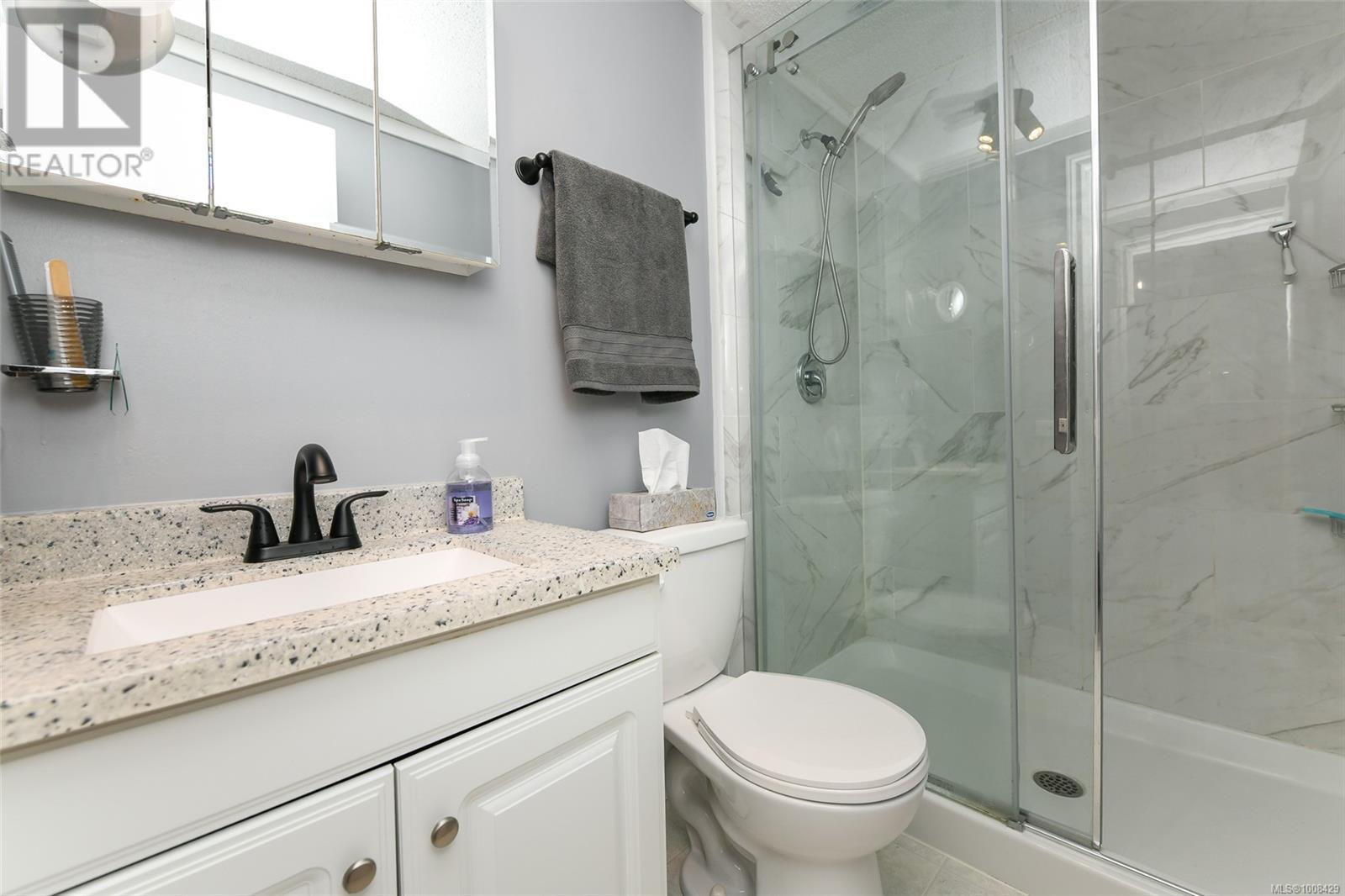 3701 Island Hwy S, Courtenay, British Columbia  V9N 9T4 - Photo 11 - 1008429
