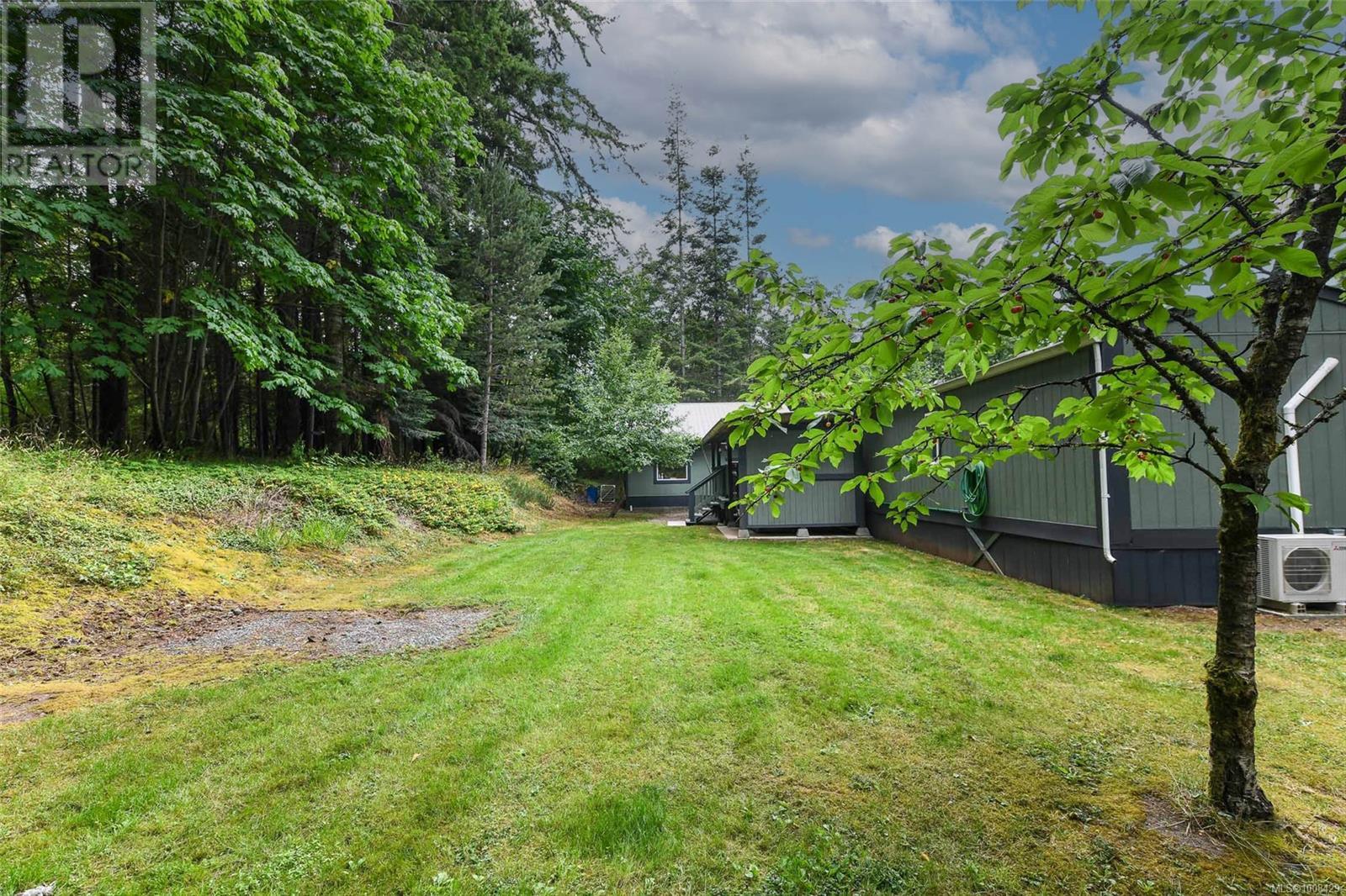 3701 Island Hwy S, Courtenay, British Columbia  V9N 9T4 - Photo 32 - 1008429