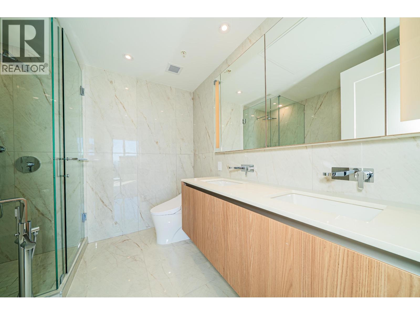 1306 135 E 13th Street, North Vancouver, British Columbia  V7L 0J8 - Photo 12 - R3030529