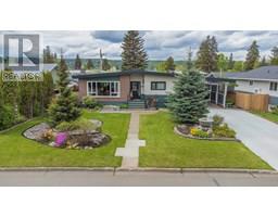 177 N OGILVIE STREET