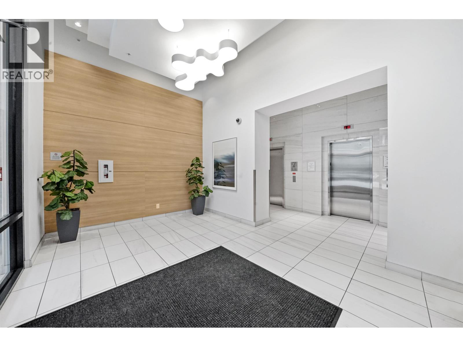 910 5470 Ormidale Street, Vancouver, British Columbia  V5R 0G6 - Photo 2 - R3030487