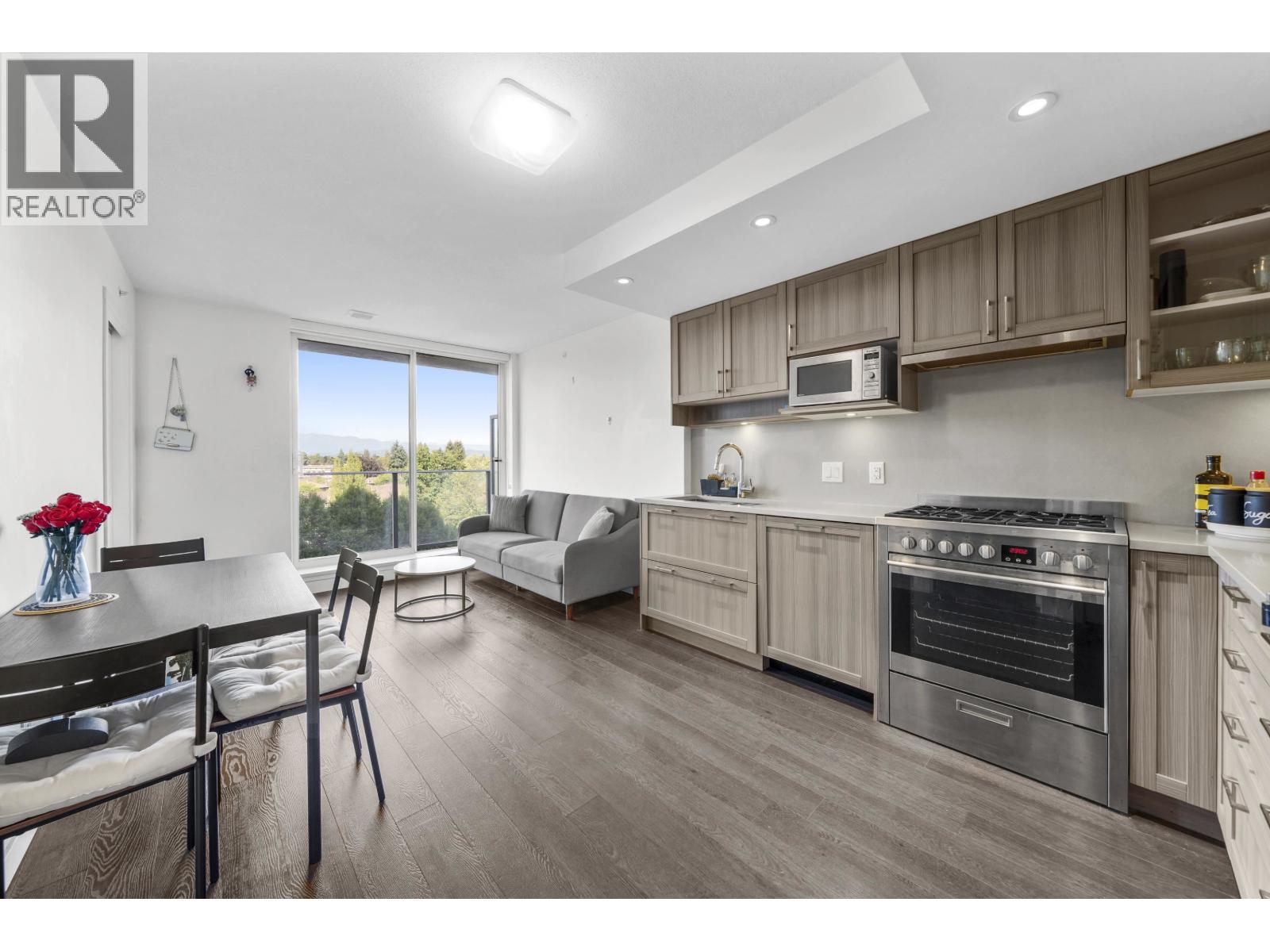 910 5470 Ormidale Street, Vancouver, British Columbia  V5R 0G6 - Photo 5 - R3030487