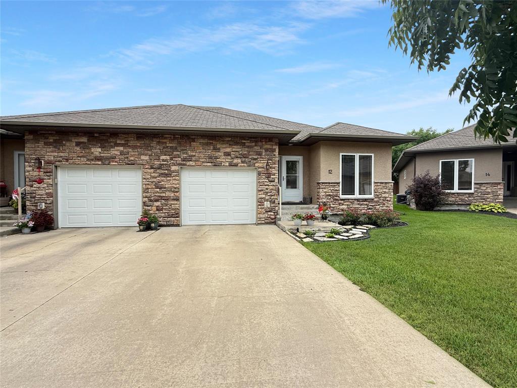 12 Augusta Crescent, Brandon, Manitoba