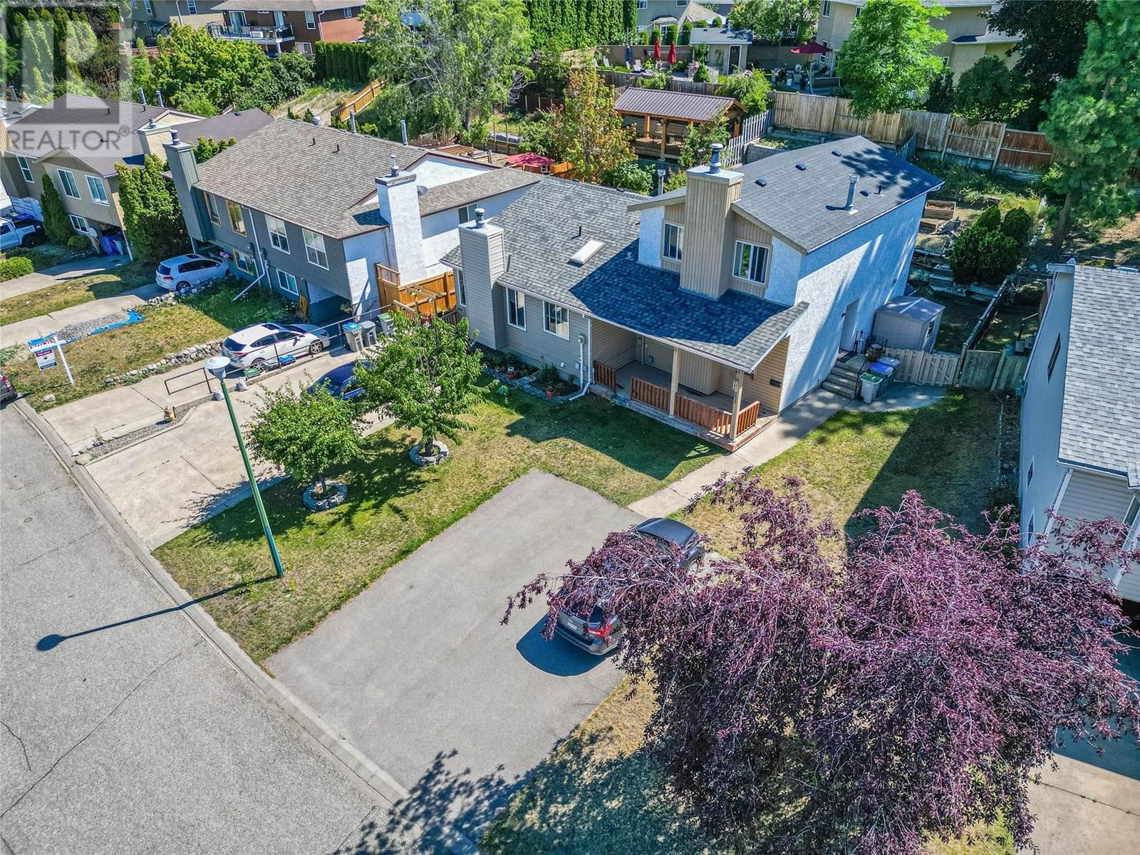 Property at 265 HOLLYBURN Drive image 1