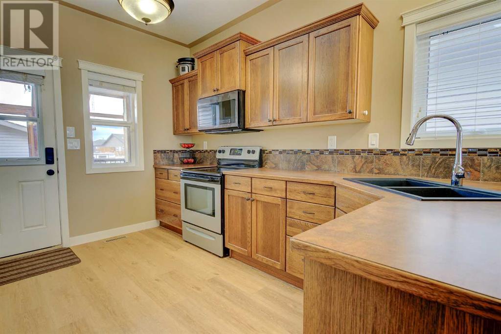 Property at 82 Harvest Close image 2